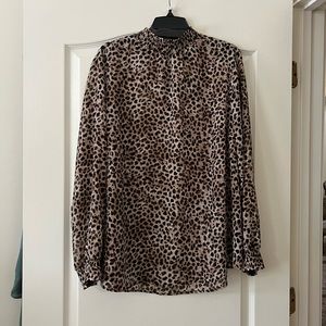 NWT Torrid Cheetah Print Chiffon Blouse with high neck- Size 2 (18-20)
